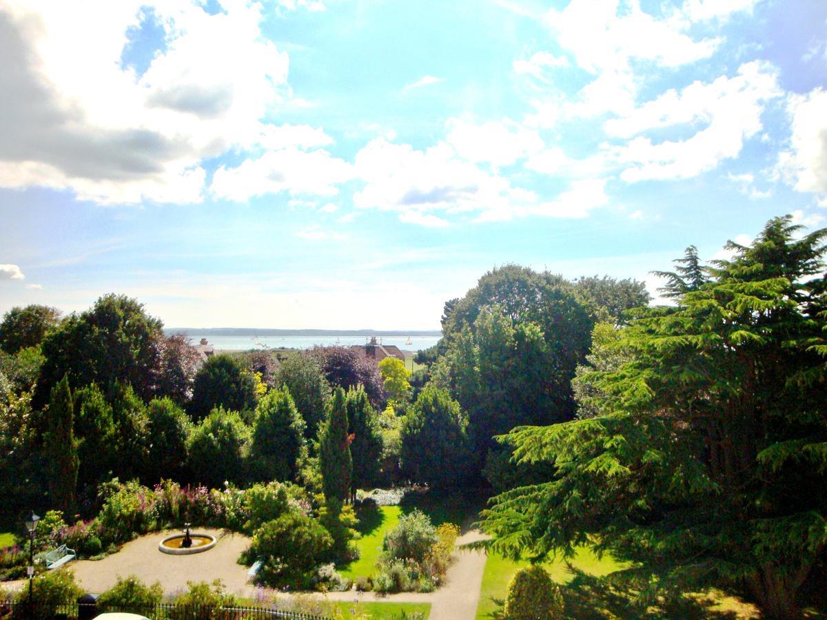 Anglesey Hotel Gosport Extérieur photo